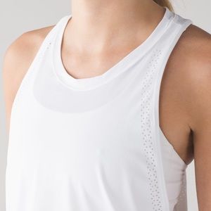 New with tags Lululemon Workout To Water Tank 8